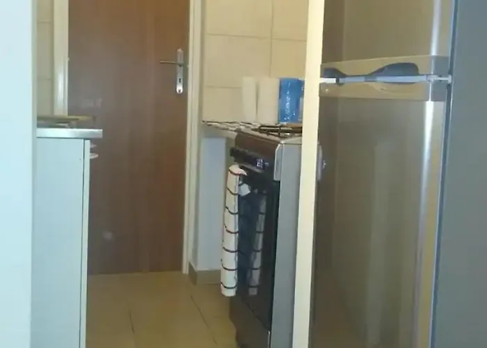 Seaside With Free Parking