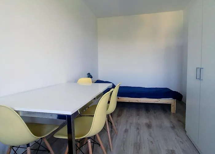 Seaside With Free Parking Apartamento